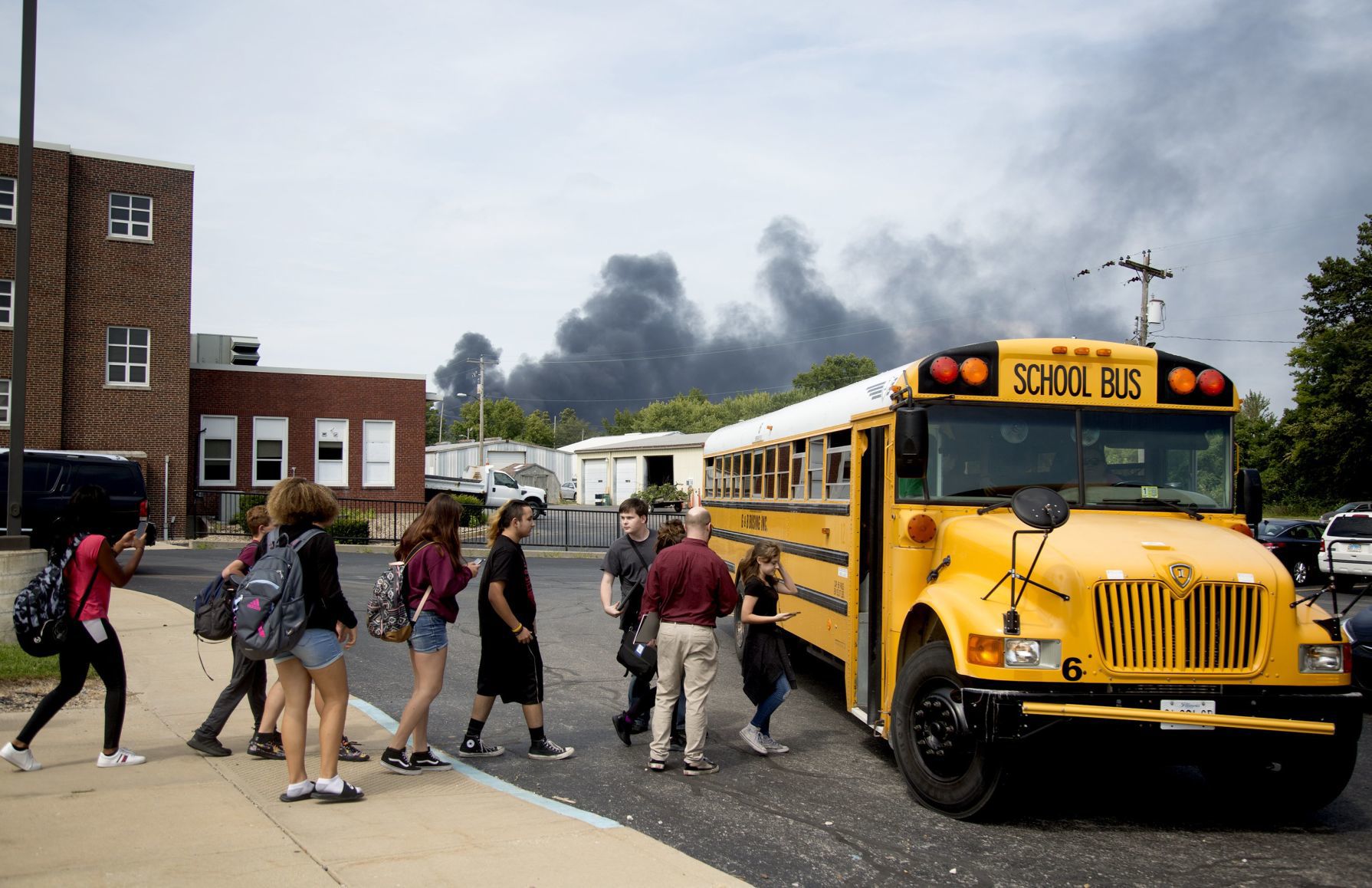 Train derailment sparks fire, evacuations in Dupo